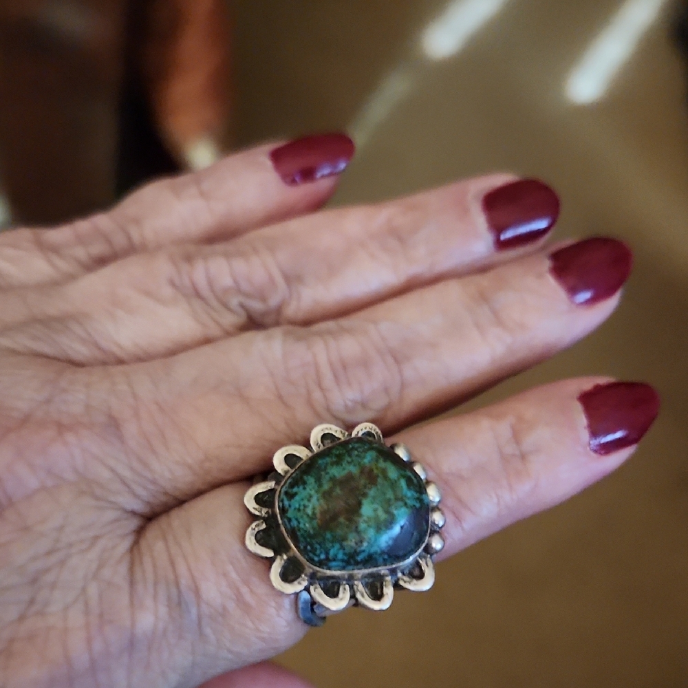 Southwest SS Ring W Lg Turqouise Nugget